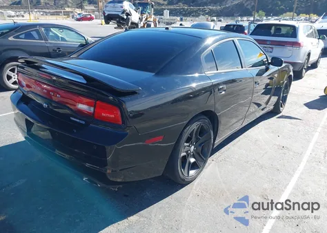 2011 Dodge Charger R/T z USA, uszkodzony, nr VIN 2B3CL5CT3BH616461